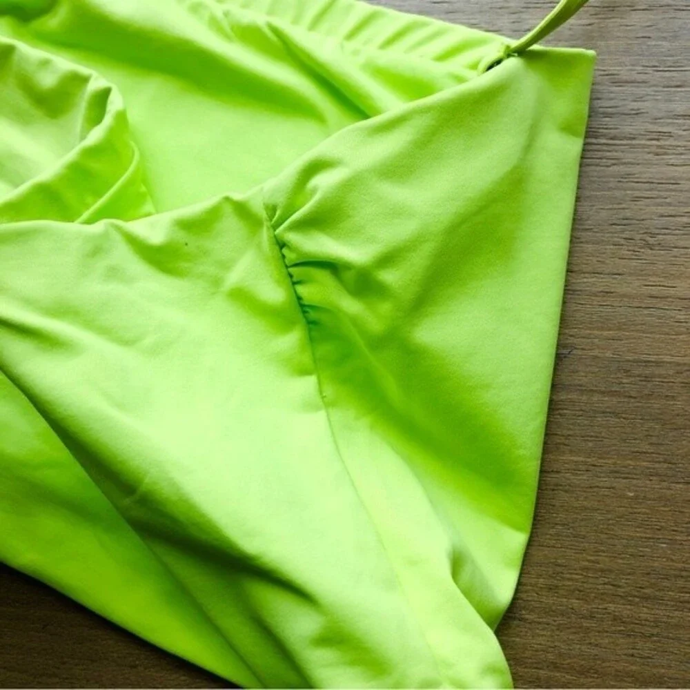 Andie Swim Top Womens Medium Lime Green The Aruba Bandeau Convertible NWT